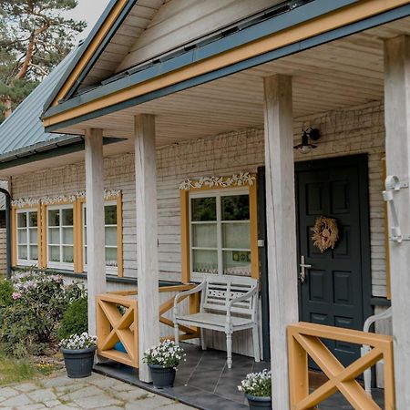 Villa Kurorto Namas ドルスキニンカイ エクステリア 写真