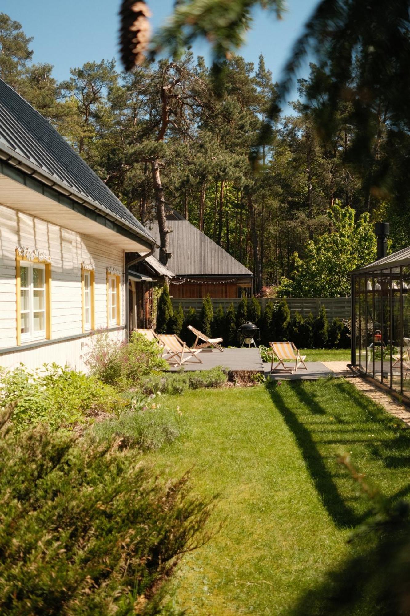 Villa Kurorto Namas ドルスキニンカイ エクステリア 写真